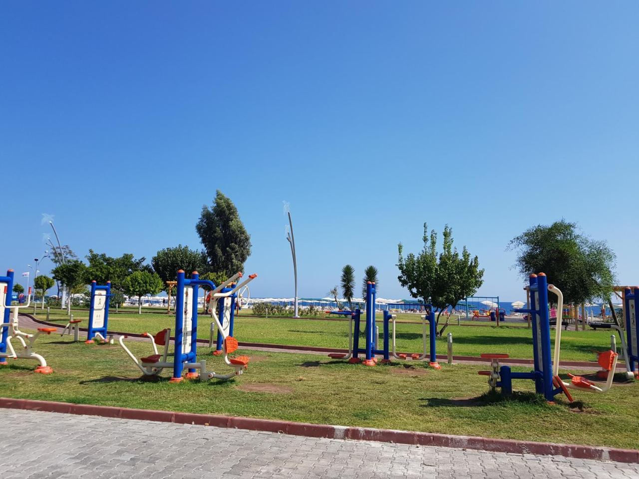 Cristal Villalar Kemer Extérieur photo