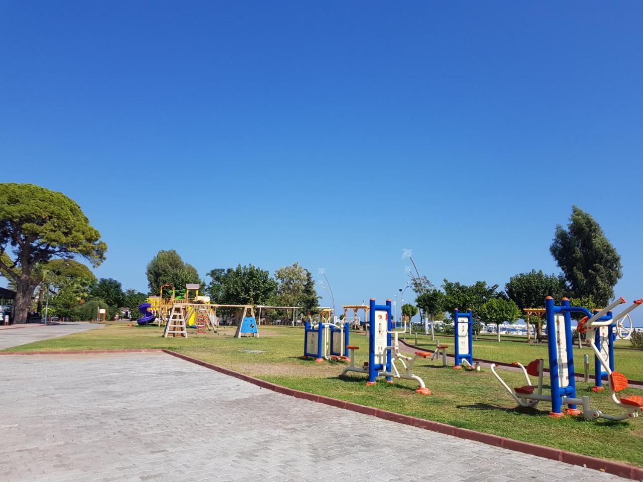 Cristal Villalar Kemer Extérieur photo