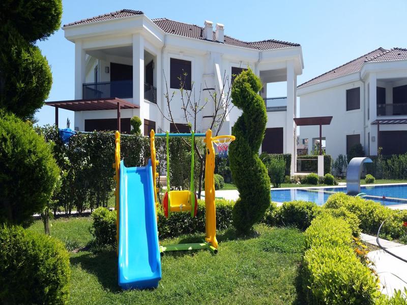 Cristal Villalar Kemer Extérieur photo