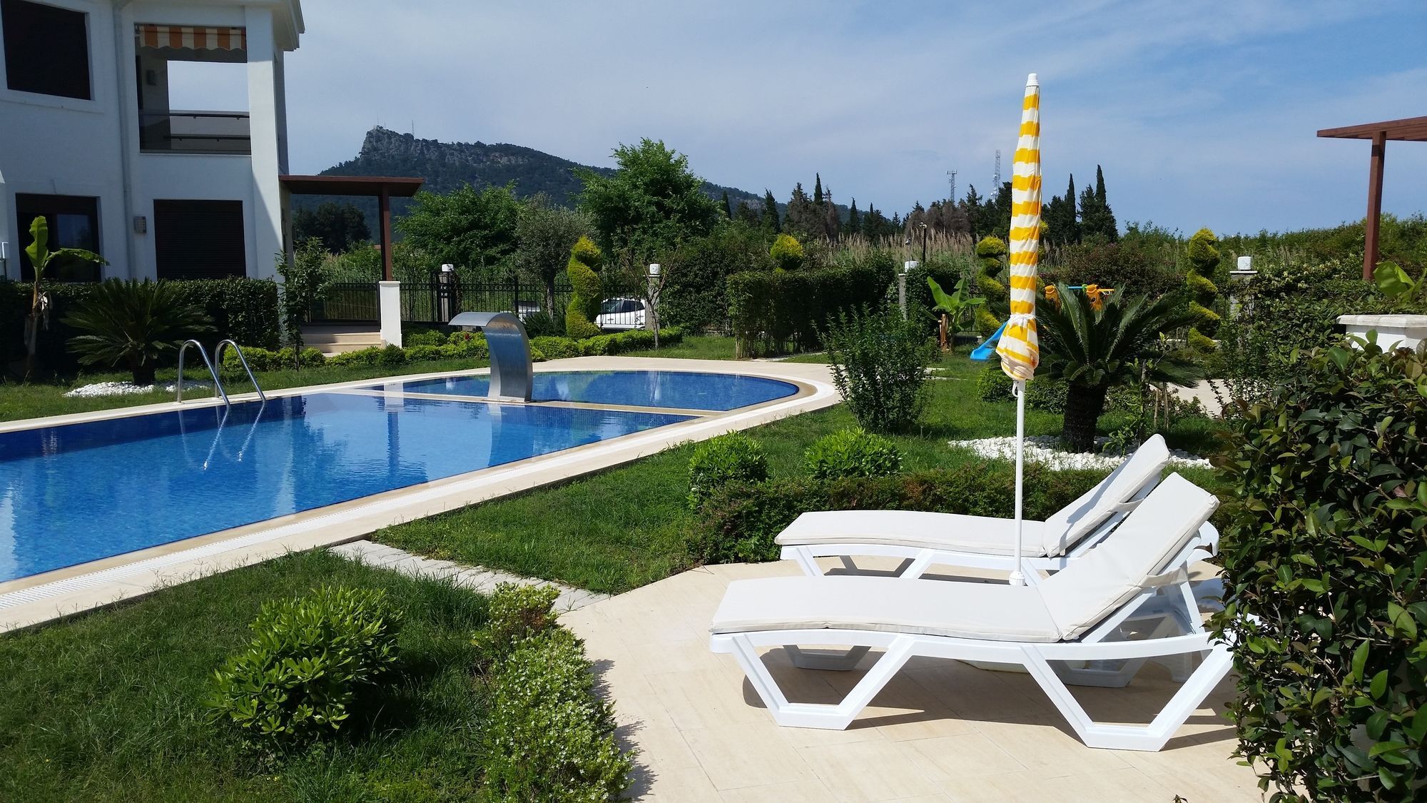 Cristal Villalar Kemer Extérieur photo